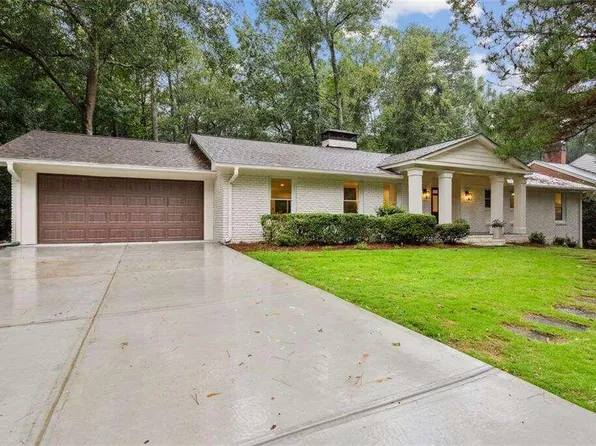 2484 Hyde Manor Dr NW, Atlanta, GA 30327