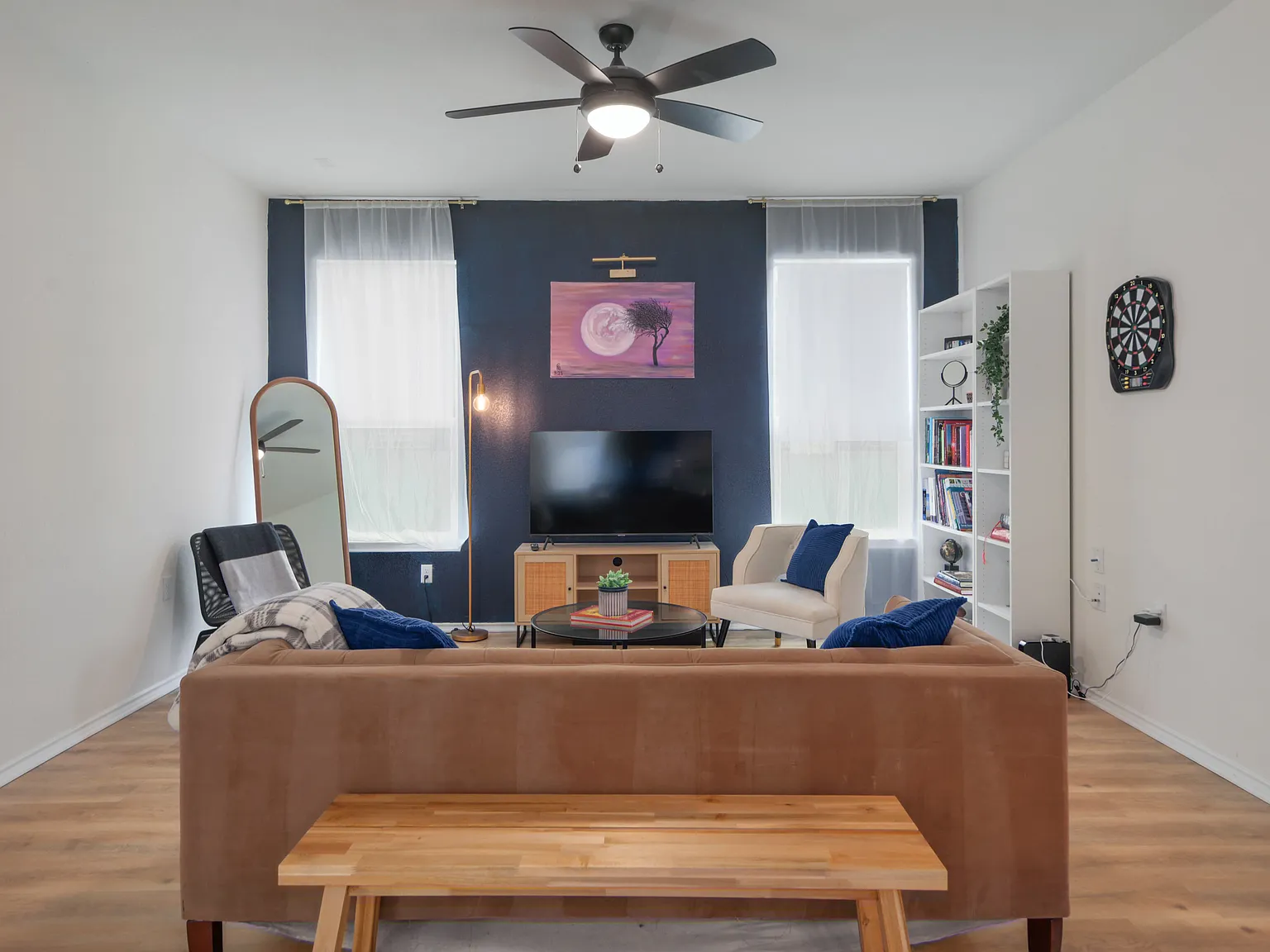 3 bed, 1645 sqft, $4,000 — Photo 1