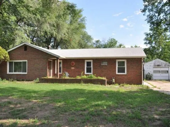 700 E 57th St S, Wichita, KS 67216