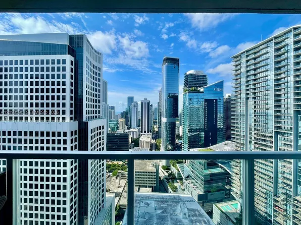 55 SE 6th St, Miami, FL