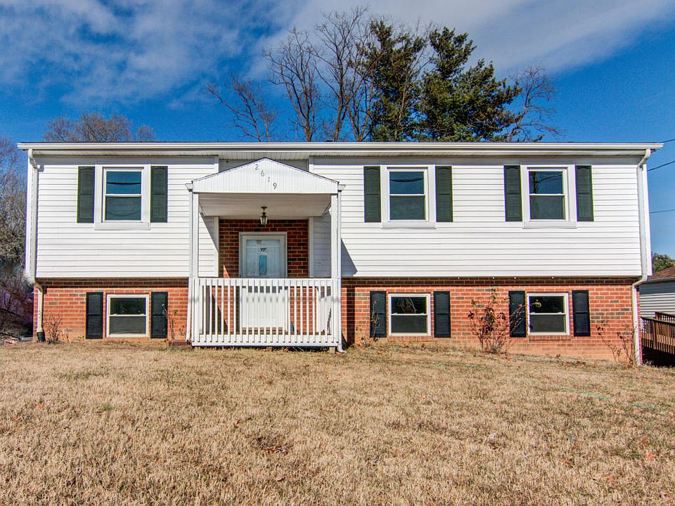 1st image of 2619 Creekwood Dr