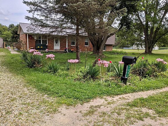 3rd image of 1203 County Road 26