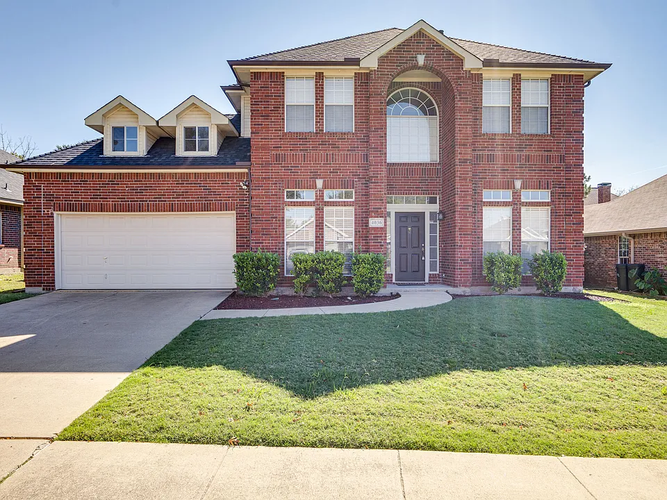 4036 Christopher Way