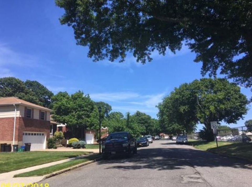 2nd image of 3839 Martin Ct