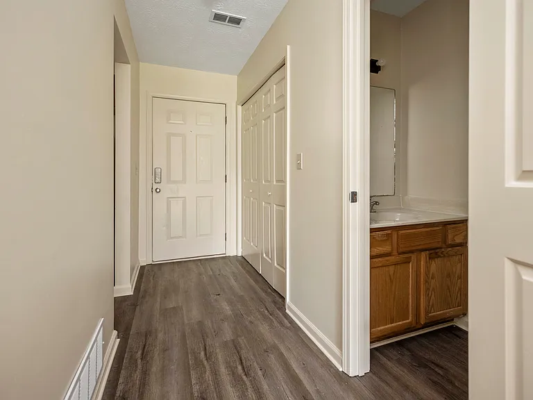 3654 Appian Way — Photo 2