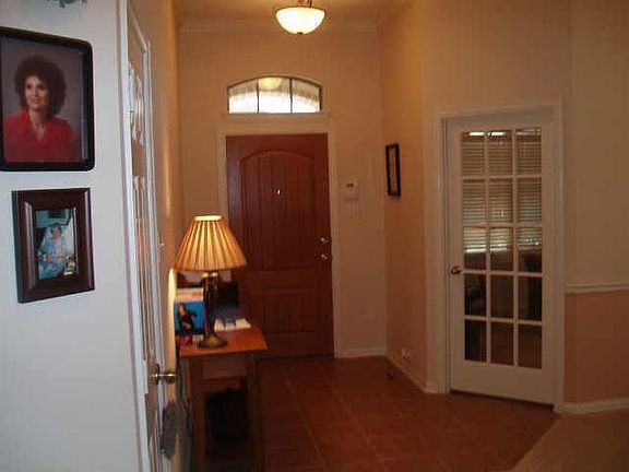 5th image of 4305 Oak Bluff Ln