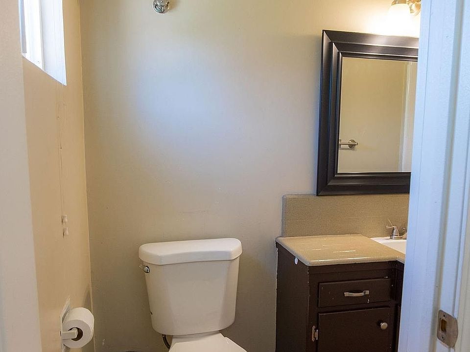 1st image of 1730 Oswell St