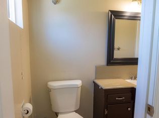 1730 Oswell St, Bakersfield, CA 93306