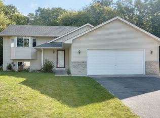 25775 Goldfinch Ave, Wyoming, MN 55092