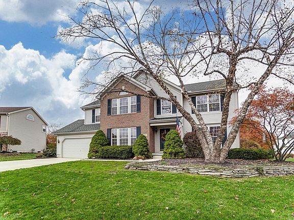 2nd image of 5882 Birch Bark Cir
