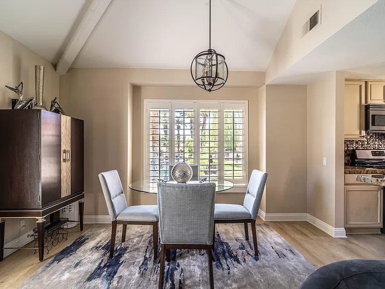 110 Trento Cir — Photo 18