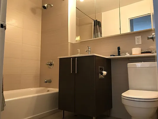 Rented by REAL New York | media 12