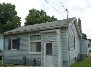 231 N Sheldon St, Charlotte, MI 48813