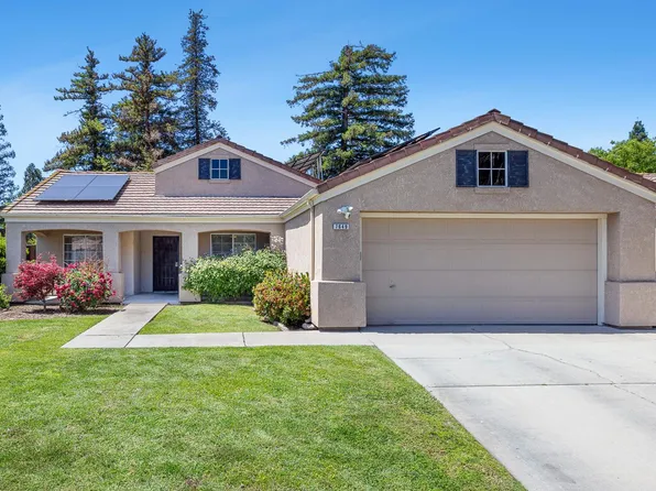 7649 N Baird Ave, Fresno, CA 93720
