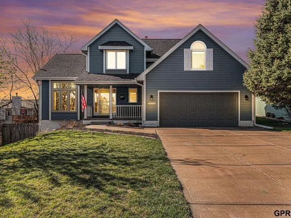 4605 Aspen Cir, Omaha, NE 68157