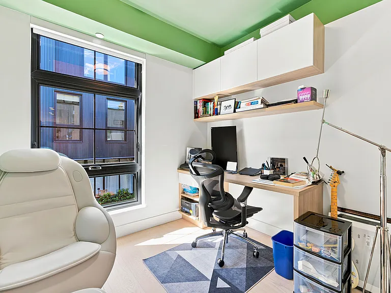 555 W 28th Ave #109 — Photo 12