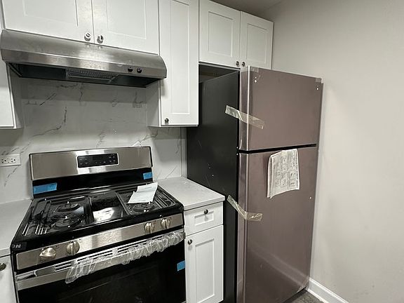 4th image of 1626 S Throop St #1B-1BA