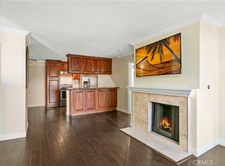 17552 Vandenberg Ln APT 16, Tustin, CA 92780