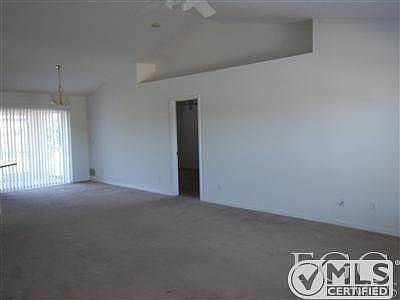 3rd image of 556 Pachman Cir
