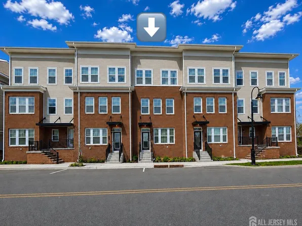 338 South Dr, North Brunswick, NJ 08902