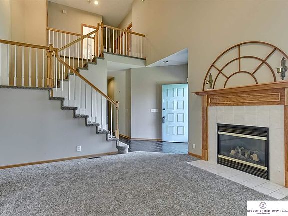 3rd image of 4015 N 163rd Cir