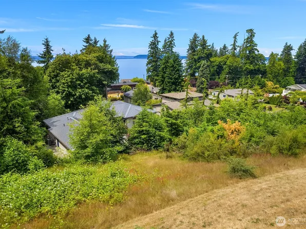 8036 Cyrus Place, Edmonds, WA 98026