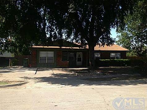 2nd image of 103 Armstrong Dr