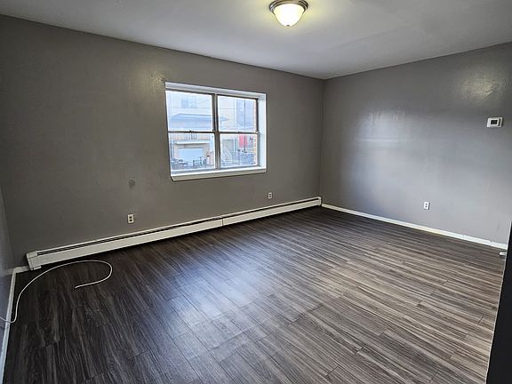 3rd image of 45 Bragaw Ave #5A