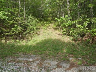 122 Ell Rdg, Glenville, NC, 28736