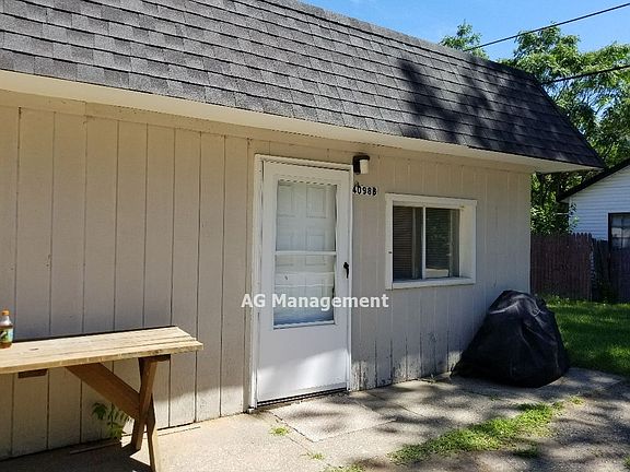 2nd image of 4098 Parkway APT B