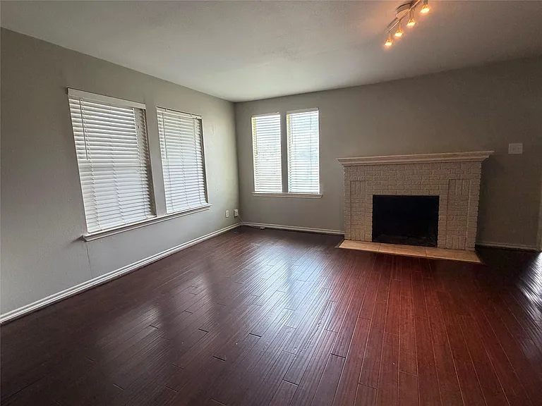2414 Eagle St #B — Photo 5