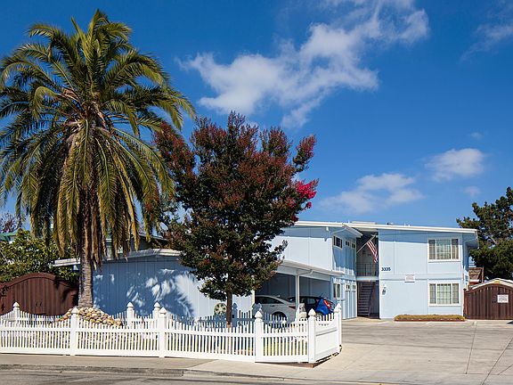 3rd image of 3335 Los Prados St Unit 2