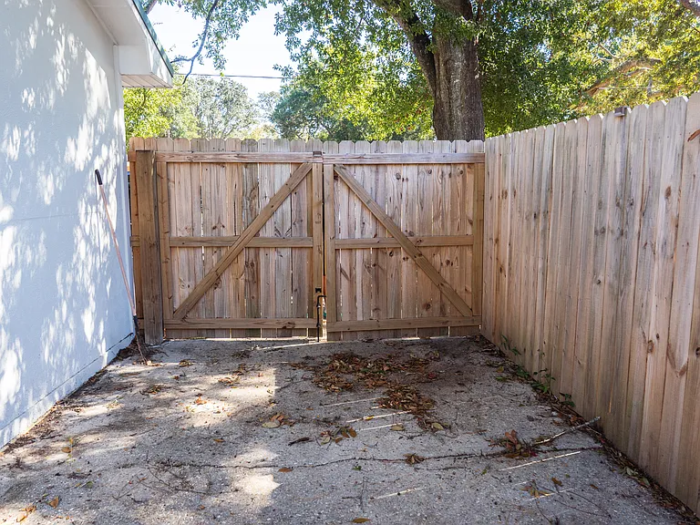 Backyard (Double Drive Gate)