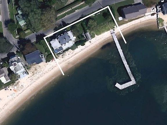 3rd image of 2440 Village Ln