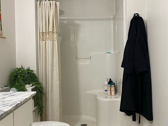 4th image of 41 America St #9381744