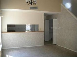 3260 Laurel Dale Dr, Tampa, FL 33618