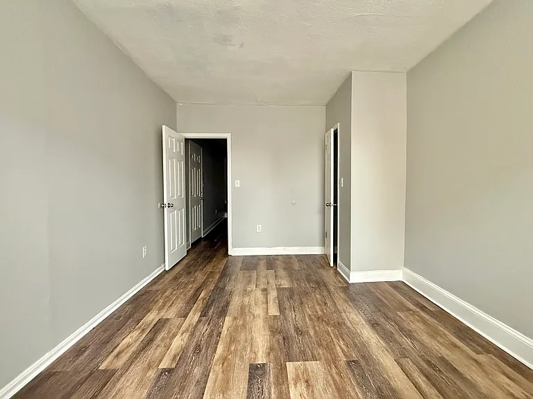 608 Tasker St #1 — Photo 9