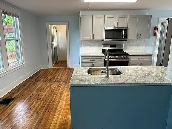 56 Walnut St — Photo 14