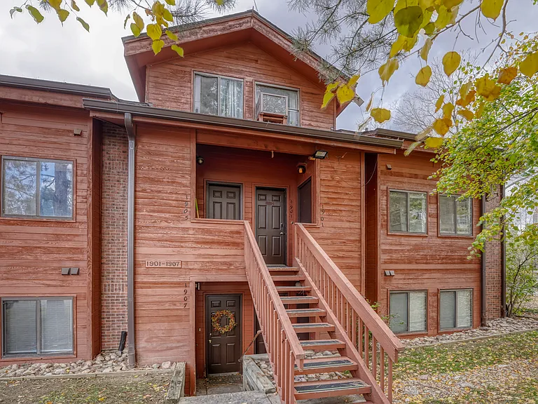 1901 Centennial Dr — Photo 25
