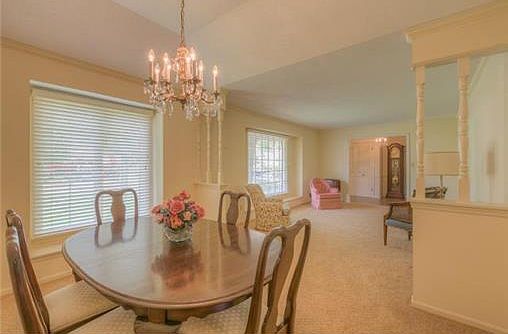 5th image of 12614 Oakmont Dr