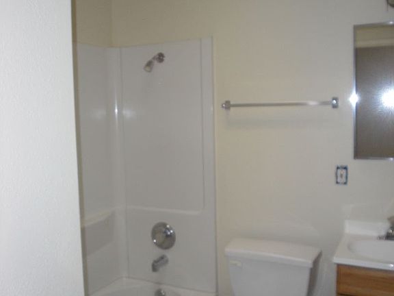 4th image of 3242 Towser St