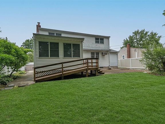 5th image of 5 Crescent Dr