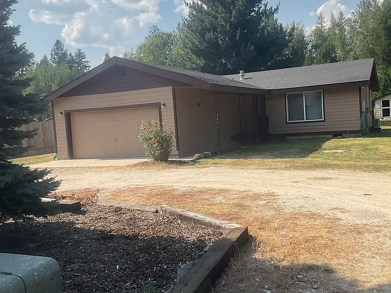 Red Clover Dr — Photo 1