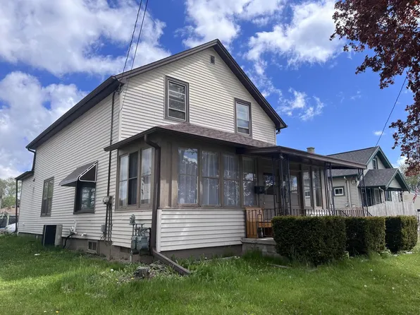 3906 Custer STREET, Manitowoc, WI 54220