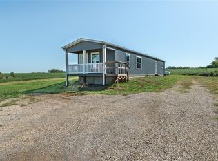 16878 S Ratner Rd, Overbrook, KS 66524