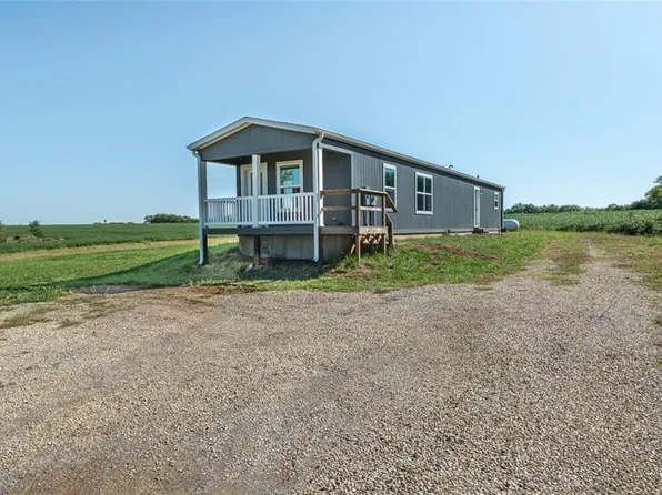 16878 S Ratner Rd, Overbrook, KS 66524