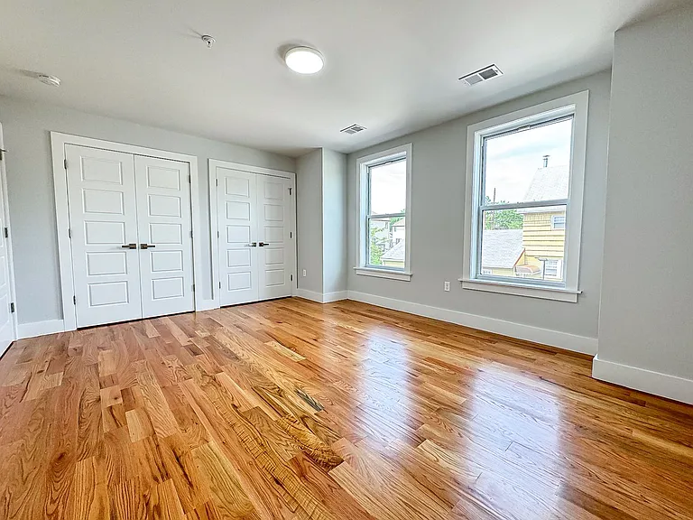 60 Westfield Ave #2 — Photo 6