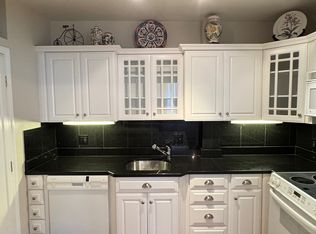 404 Bunker Hill St #3, Charlestown, MA 02129