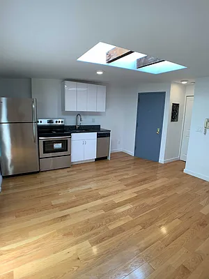 Rented by Cargon Realty | media 19