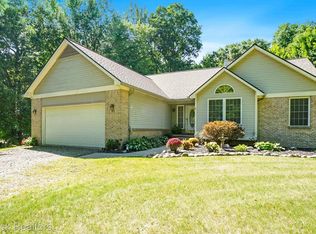 163 Corey Ln, Ortonville, MI